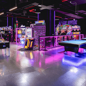 Lucky 8 Arcade & Billiards – Experiences Lucky 8 Arcade & Billiards Experiences