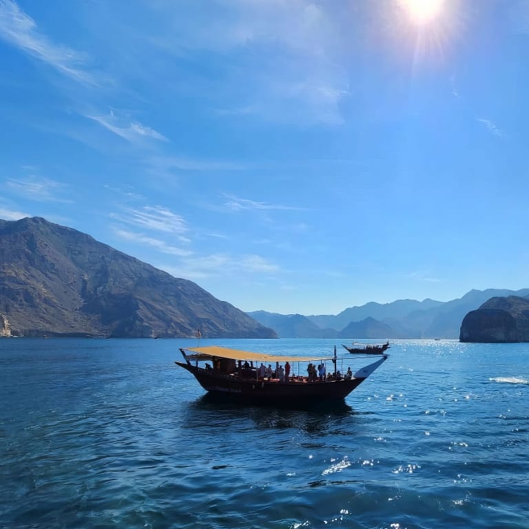 Full Day Dhow Cruise With Lunch – Must-see attractions Full Day Dhow Cruise With Lunch Must-see attractions